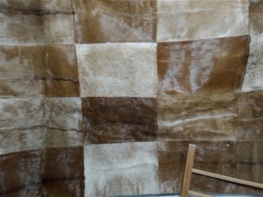 Vendo tapiz o alfombra de cuero importado .de lujo - Img 66063763
