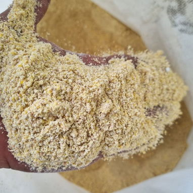 Vendo saco de pienso sellado original de fábrica de inicio y de ceba - Img 123790676