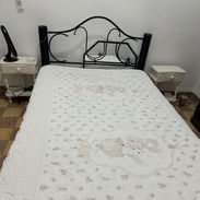 Cama camera con colchón , Monitor de PC Atec haier, Forros iPhone 13 Pro Max - Img 49826464