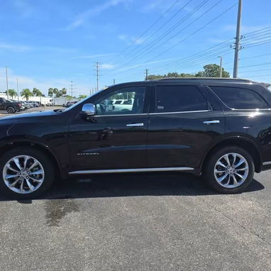 2022 Dodge Durango Citadel AWD - 2/10