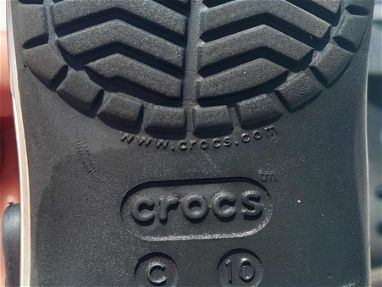 Chancleta de niño marca Crocs - Img main-image