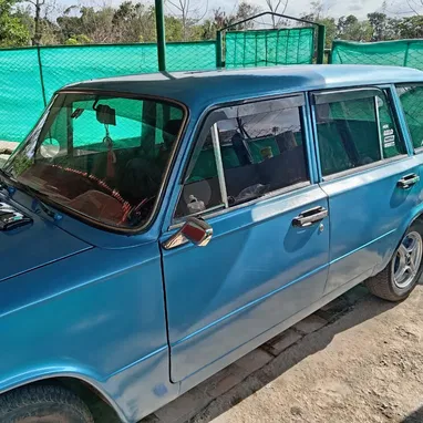 Vendo en 5500 USD Lada Comby en excelentes condiciones. Vendo Solamente - Img 125734595