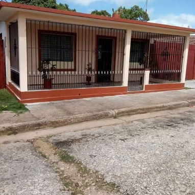 Se realizan trabajos de rejas para la seguridad y protecciòn de su casa.Escribir al WhatsApp 50888413 - 2/10