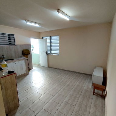 Apartamento 2 habitaciones en Embil, Boyeros | 76,59 m², balcón y clósets nuevos - 4/10