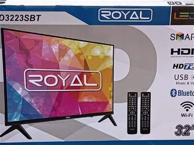 Televisor Royal Smart tv nuevo en su caja, con 2 mandos sus pilas, entrada de cable HDMI y para conectar la wifi, Blueto - Img main-image