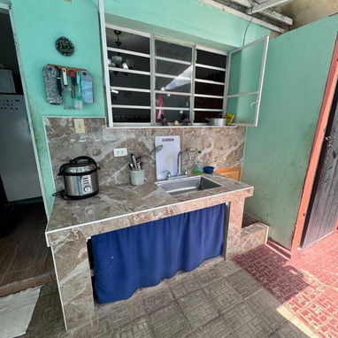 VENTA DE CASA CON DOS NEGOCIOS GANGA‼️ - 3/10