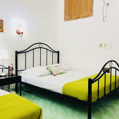 SE RENTAN HABITACIONES - 3/6