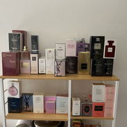 Vendo cremas vs 2.50 usd perfumes 35 - Img 56497423