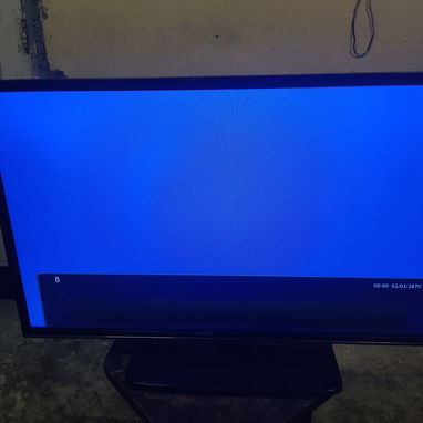 TV marca NOVATECH de 32 pulgadas de uso pero funciona al l 100%, no tiene cajita - 2/2