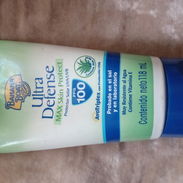 Protector solar 118 ml FPS 100 con Aloe Vera. Resistente al agua - Img 49620448