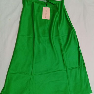 Vendo Zayas Shein de diferentes colores y Talla desde la S hasta la L en 8 usd somos de Boyeros con mensajería gratis de - Img 122268978