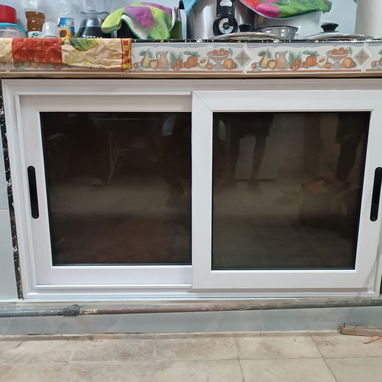 Marqueteria de aluminio y cristal 🔮 - Img 123863094