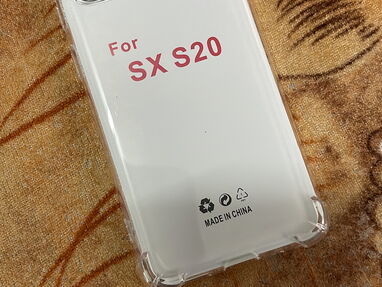 Forros transparentes anti caídas para Samsung - Img 61045967