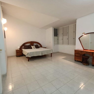 🚗 Casa en Siboney con Todas las Comodidades de 5 Habitaciones  Con Paneles Solares REF 1468 - Img 122525120