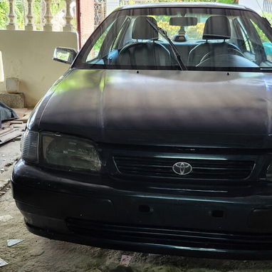 Se vende Toyota  tercen interesados llamar al número 54316996 - 5/7