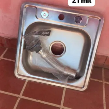 Fregaderos con sus enraje - Img 123106196
