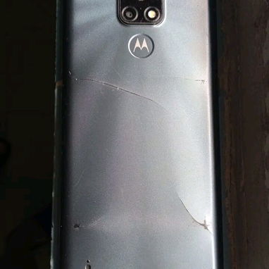 Motorola E7 - 3/3