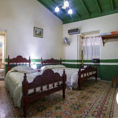 🏡 HOSTAL “MIMI” | ALOJAMIENTO COLONIAL EN EL CORAZÓN DE TRINIDAD - 5/10