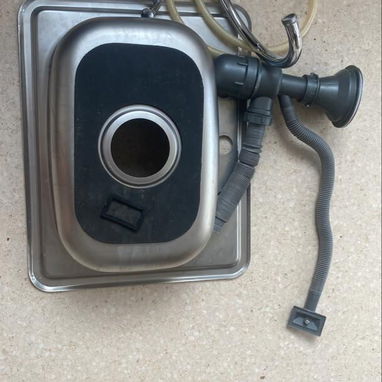 Fregadero con accesorios y mezcladora completamente nuevo - Img 122763299