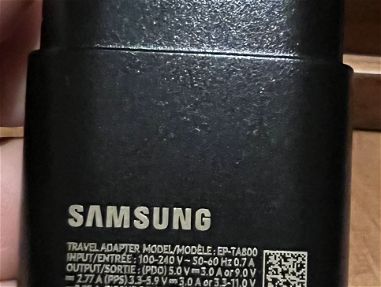 Samsung cargador de carga Ultra rápida de 25 W modelo EP-TA800 más su cable model EP-DG980 Made in Vietnam NEW en caja - Img 61207727