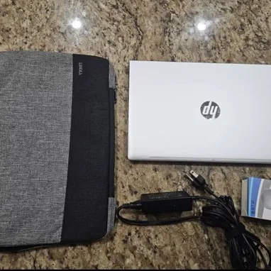 400USD Laptop HP ProBook 450 G8 Notebook (Impecable) - 2/2