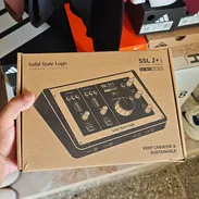 Tarjeta Profesional de Sonido SSL2 Plus nueva en caja a Estrenar - Img 56880111