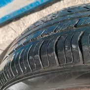 5 llantas originales sin una sola deformación, acero rin 15 con sus gomas, échales un vistazo - Img 52720382