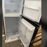 Refrigerador 10 pies congelación seca - Img 55903156
