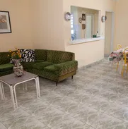Renta de Apartamento independiente de 3 habitaciones en el Vedado - Img 47645003