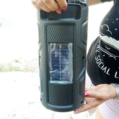Bocina MCM por Bluetooth con radio y panel solar - 4/5