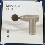 Pistola para dar masajes profundos - Img 45460518