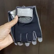 Guantes para ejercicios, medio dedos, super acolchados con agarre de goma. Nuevos - Img 50734275