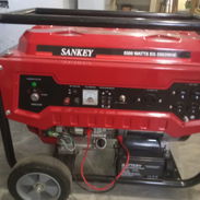 Cambio planta de 5000w 110-220 vol de gasolina ⛽️ y de gas por una batería de litio buena q nunca se allá abierto y - Img 55478284