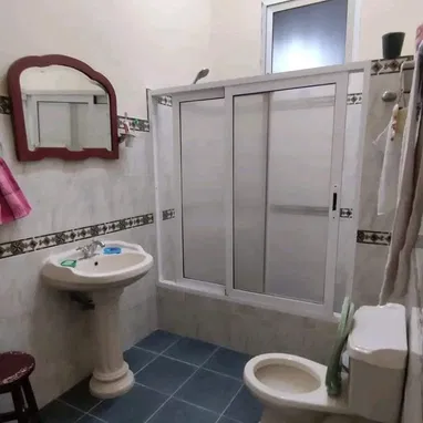 G-775 En venta casa capitalista independiente en la Víbora, 10 de Octubre con piscina y 4 cuartos - Img 119257701