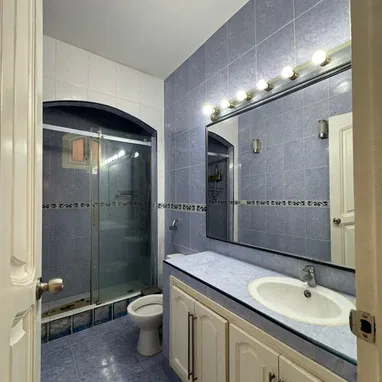 Vendo casa en el vedado no se va la luz - 6/10