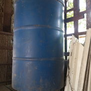 Tanque de agua de 210 litros - Img 57993327
