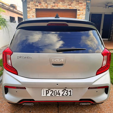Vendo o Negoci Kia Picanto, 2017 hecho 20 completo - Img 116193915
