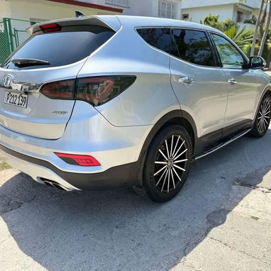 Autos De Rentas - 4/6