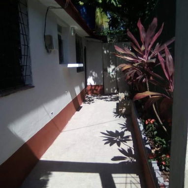Vendo Casa Independiente en el Reparto Monterrey, san miguel del padrón.  Soy él Propietario.  Consta de:  - 4 Habitacio - 6/10
