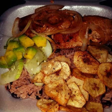 Deseas comer rico hoy?,Hoy no se cocina en casa nosotros lo hacemos por ti,déjanos consentirte - Img 128005975