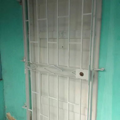 Vendo local en avenidad 26 en el vedado.. - 2/3