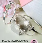 Hermosa y original pulsera Van Cleef. LM joyería. Garantía incluida en su compra. Mensajería disp o directo en tienda - Img 50563277