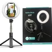 Oferta tecnológica: Palo Selfie Inalámbrico Plegable Trípode y Luz LED 6" | videojuegoshabana.com - Img 56827789