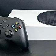 VENDO CONSOLA MODERNA XBOX SERIE S LLENA DE JUEGOS Y DOS MANDOS LLAME O ESCRIBE - Img 55787933