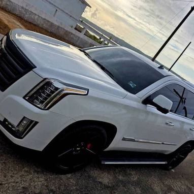 Cadillac Scalade Platinum 2020 - 3/8