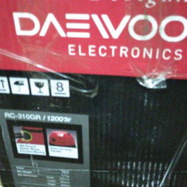 Vendo aspiradora doméstica de seco-mojado Daewoo - Img 123079924