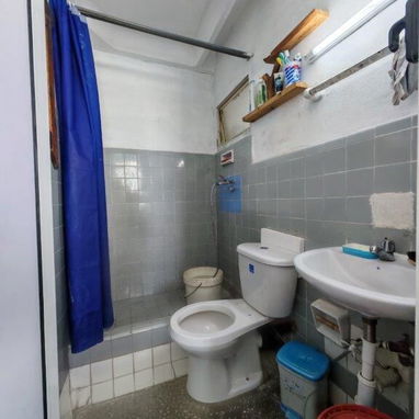 Esquina Zanja y Espada,a 2 Cuadras d Infanta=12Plantas,6toPiso,2Elevadores,Apto de 1/4(UN CUARTO) Con Clóset,Terraza a l - 2/10