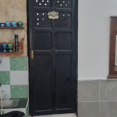 Casa en el cerro a cuadras de ayesteran - 7/10