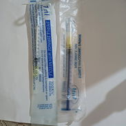 Vendo Lisonopril 20 mg y jeringuillas para insulina, ver fotos. Llamar a MArta 58407683 - Img 53352738
