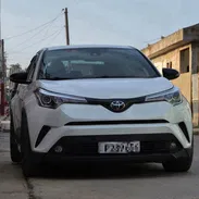 TOYOTA C-HR 2018 - Img 56919417